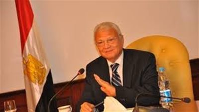 حلمي : الاتصالات عامل محوري للتنمية الاقتصادية