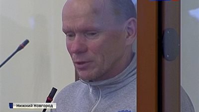 بالصور.. أب يقتل 6 أطفال وزوجته الحامل ووالدته