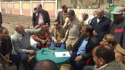 نائب محافظ القاهرة يبحث دهان عقارات «آل رشدان» (صور)