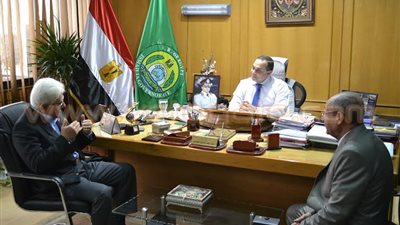 محافظ الإسماعيلية يستقبل رئيس جامعة سيناء