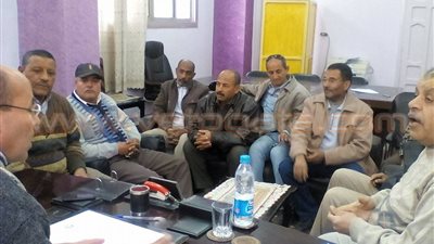 «غرب شبين الكوم» بالمنوفية يناقش تنظيف شوارع الحي