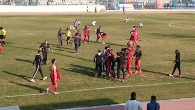 البنك الأهلي يهزم جولدي بهدف ويتأهل لدورة الترقي