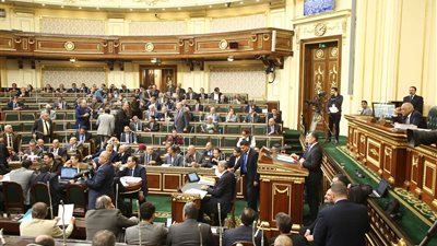 رفع الجلسة العامة للبرلمان.. والتصويت على إقرار قانونين غدا