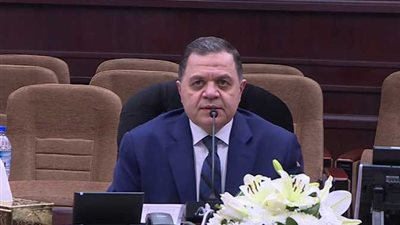 «الداخلية» تستبعد طاجكستانيا خارج البلاد للصالح العام