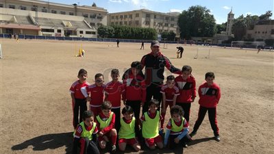 شكاوى أولياء الأمور من سوء ملعب أكاديمية الأهلي فرع السعيدية