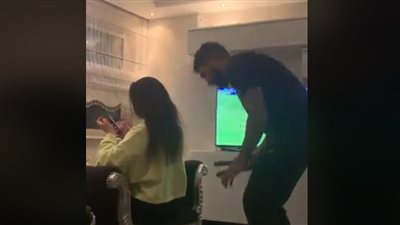 نهاية مروعة لفتاة طلبت من حبيبها تمشيط شعرها (فيديو)