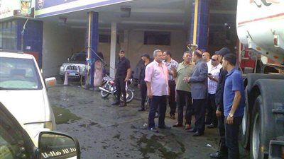 إصابة لواء و3 ضباط شرطة خلال تأمين محطات الوقود في بورسعيد