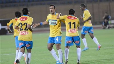 الإسماعيلي يتقدم على سموحة بهدف في الشوط الأول