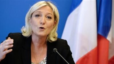 ماريان لوبان تطالب الحكومة الفرنسية بوقف منح تأشيرات الدخول للجزائريين