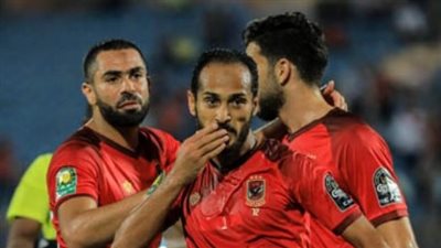 الخطيب يجتمع مع وليد سليمان في مران الأهلي.. تعرف على التفاصيل