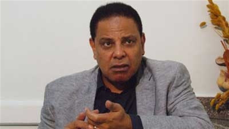  علاء الأسواني 