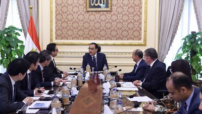 مدبولي يبحث مع نائب رئيس «نيسان» التوسع في استثماراتها بمصر