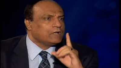 محامي الكنيسة يبحث مع 