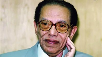 مصطفى محمــــــــــــــــود في مرحلة الشك!.. «الله والإنسان»