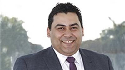 عادل حامد: «المصرية للاتصالات» من أكبر دافعي الضرائب