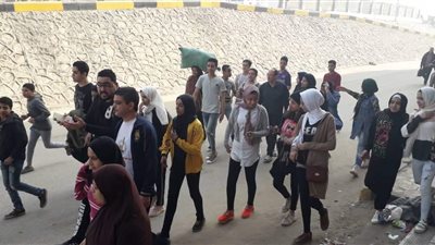 شباب الخصوص ينظمون ماراثونا رياضيا (صور)