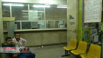 بالفيديو والصور.. موظفو البريد بأسيوط يعلقون إضرابهم