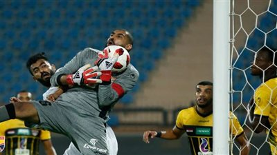 تعادل إيجابي بين الإنتاج والنجوم في الشوط الأول