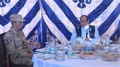 السيسي يتفقد مزرعة توشكى الأكبر في مصر (فيديو)