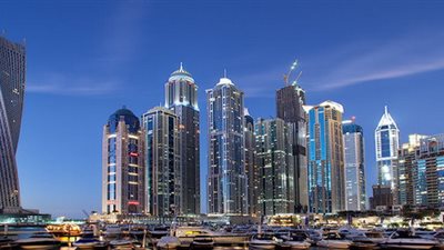 «اشتري شقة بـ 14 مليون درهم في دبي وخد عربية بنتلي هدية»