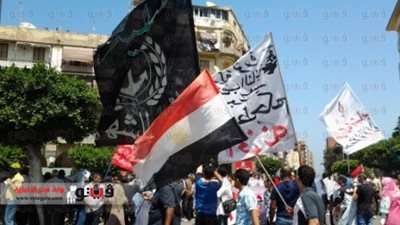 بالصور: الآلاف من أهالي بورسعيد يطالبون مرسى بالرحيل