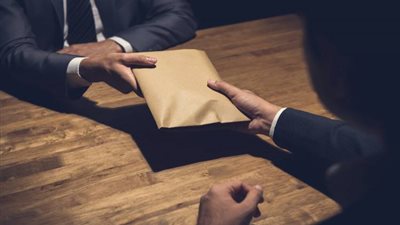 «جنايات القاهرة» تنظر محاكمة المتهمين في «رشوة وزارة التموين»