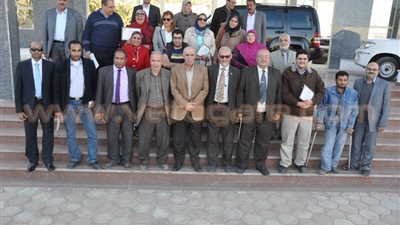 قافلة مرضى السرطان توقع الكشف على 2000 مريض بالوادي الجديد