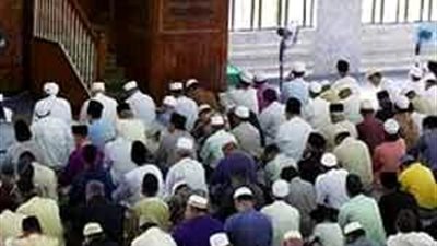 خطيب مسجد بالمنيا يتهم الأقباط بإشعال فتنة 30 يونيو