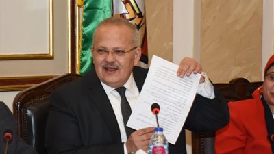 الخشت يعلن عن مسابقة للتفكير النقدي للطلاب والأساتذة بجوائز مليون جنيه