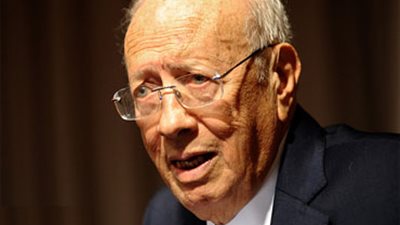 «السبسي» يحصد 54.5% في الانتخابات التونسية بعد فرز 75% من الأصوات