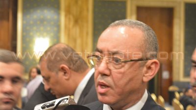 حسام كمال: «مصر للطيران» تعد تقريرا بالروسية حول إجراءات الأمن