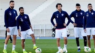 رئيس الزمالك يطلب كشفا بأسماء اللاعبين لصرف المكافآت