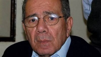 تأبين نبيل زكي بـ«المصرية للتضامن» في الجيزة.. غدا