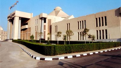 جامعة مصر: نؤمن بأهمية المشاركة في تطوير العملية التعليمية