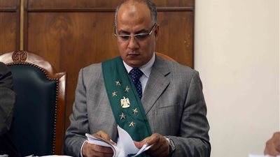 بالمستندات.. إحالة نائب رئيس الهيئة القومية للبريد للمحاكمة