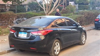 رجل يناشد المصريين البحث عن سيارته المسروقة بهليوبوليس