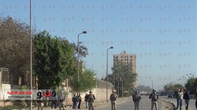 بالفيديو..الشرطة العسكرية تخلي محيط حادث كمين شبرا الخيمة