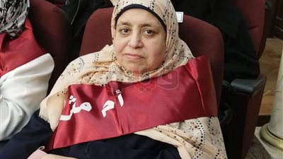 سوسن الأم المثالية بالقاهرة: كرست حياتى لتربية أبنائي بعد وفاة زوجى