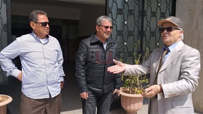 محمد رضوان يستقبل عدنان الشرقي ومحمود سعد في المقاولون (صور)