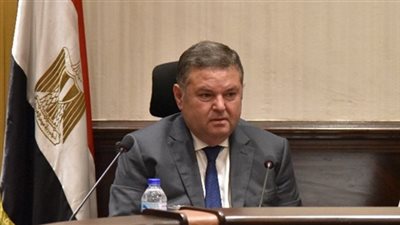 هشام توفيق يكشف تفاصيل خطة إعادة صناعة الغزل والنسيج