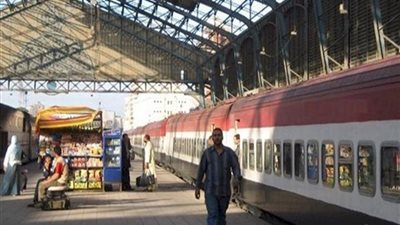 السكة الحديد: 50 جنيها غرامة التدخين وإلقاء القمامة بالمحطات