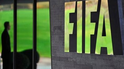 «فيفا» يوقف عضو اتحاد كرة في توجو مدى الحياة بتهمة الرشوة