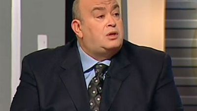 عماد الدين أديب يفتح ملفات الرئيس المقبل في 