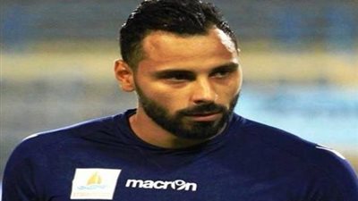 مشادة بين جنش وحكم لقاء الزمالك والمقاولون
