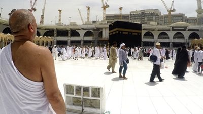 تحذيرات لشركات السياحة من عدم تنفيذ تأشيرات العمرة