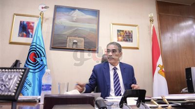 وصول نقيب الصحفيين الجديد إلى مكتبه