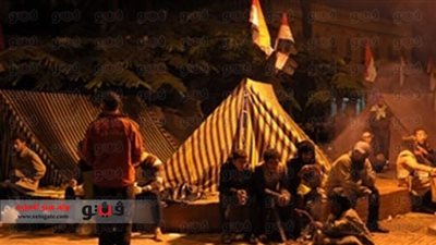 معتصمو الاتحادية يهتفون: 