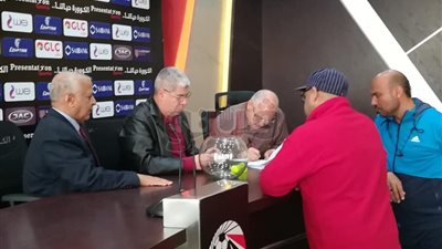 الزهور يشارك بالدورة الثلاثية المؤهلة للقسم الثالث بالقرعة