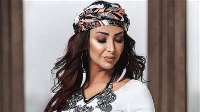 شاهيناز تهدي «ولا زيك في الدنيا يا أمي» لأمهات الوطن العربي