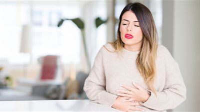 للسيدات.. 7 أسباب وراء الإصابة بانتفاخ البطن